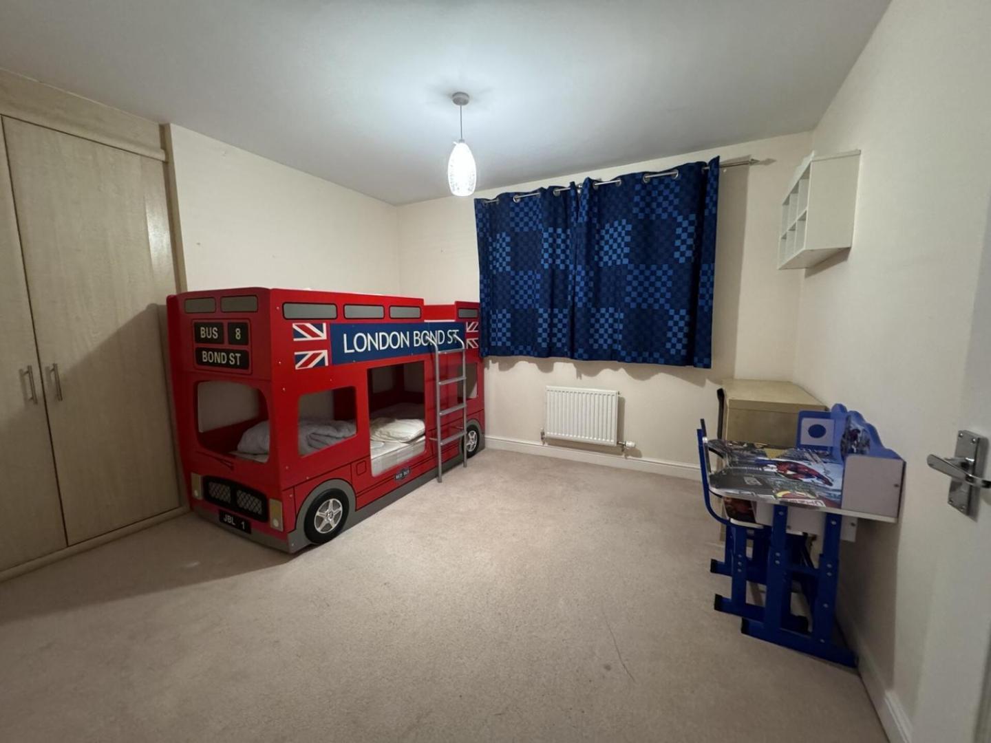 Spacious 4bd House With Character In Holiday home Coventry