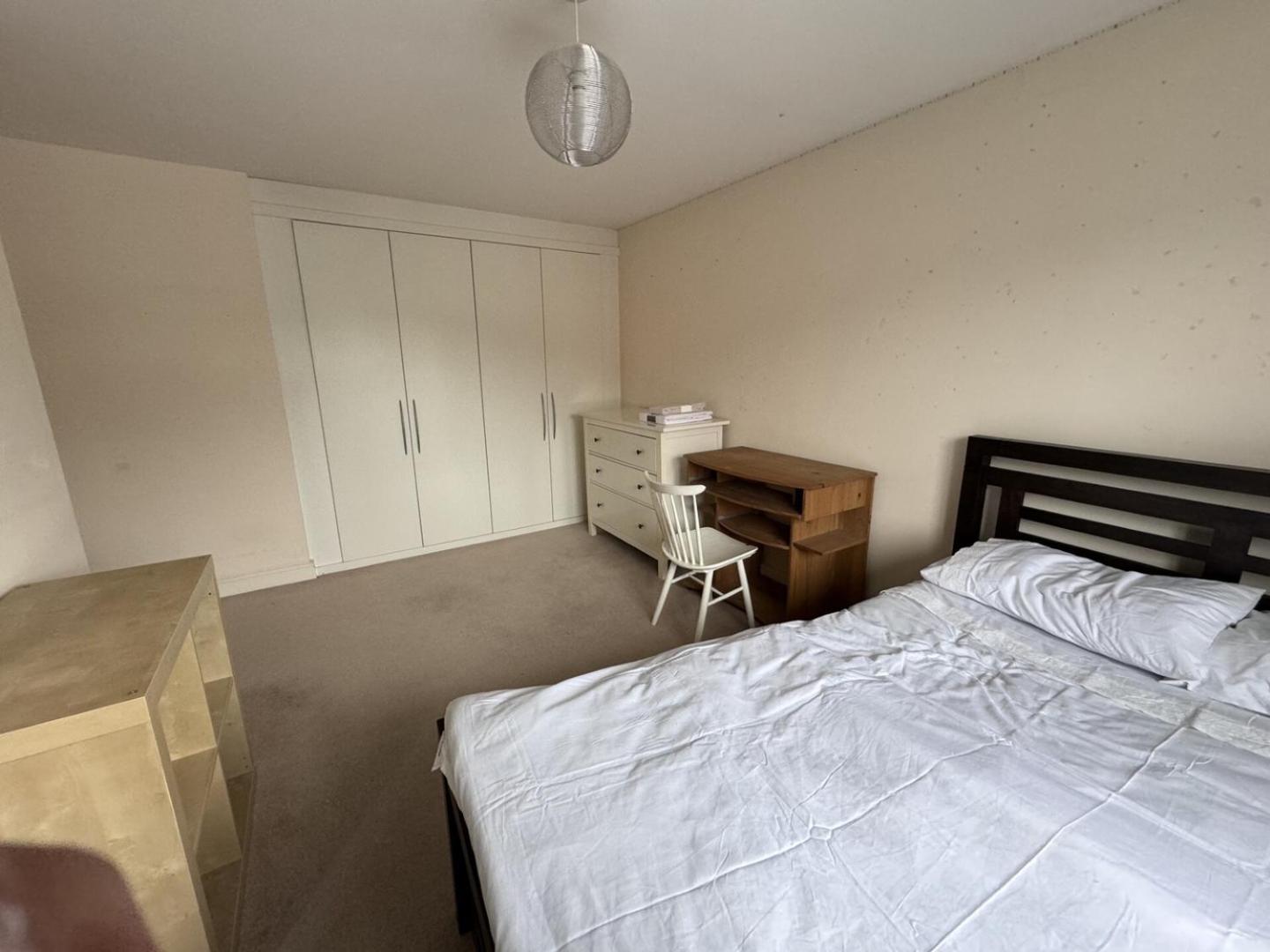 Spacious 4bd House With Character In * Coventry